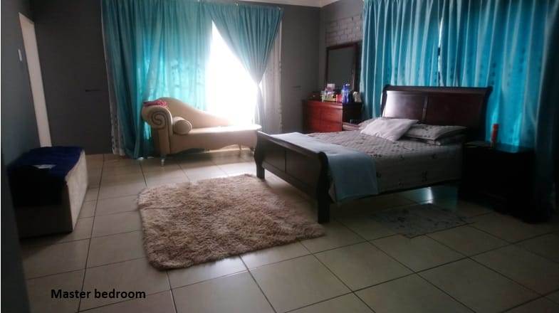 3 Bedroom Property for Sale in Flamwood North West